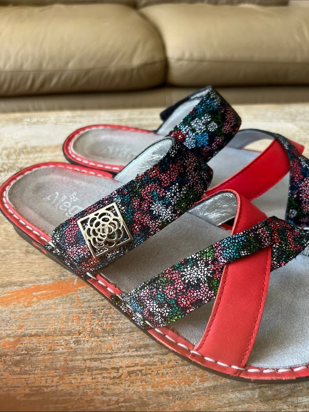 Alegria Victoriah Sandals Size 39/8-8 1/2